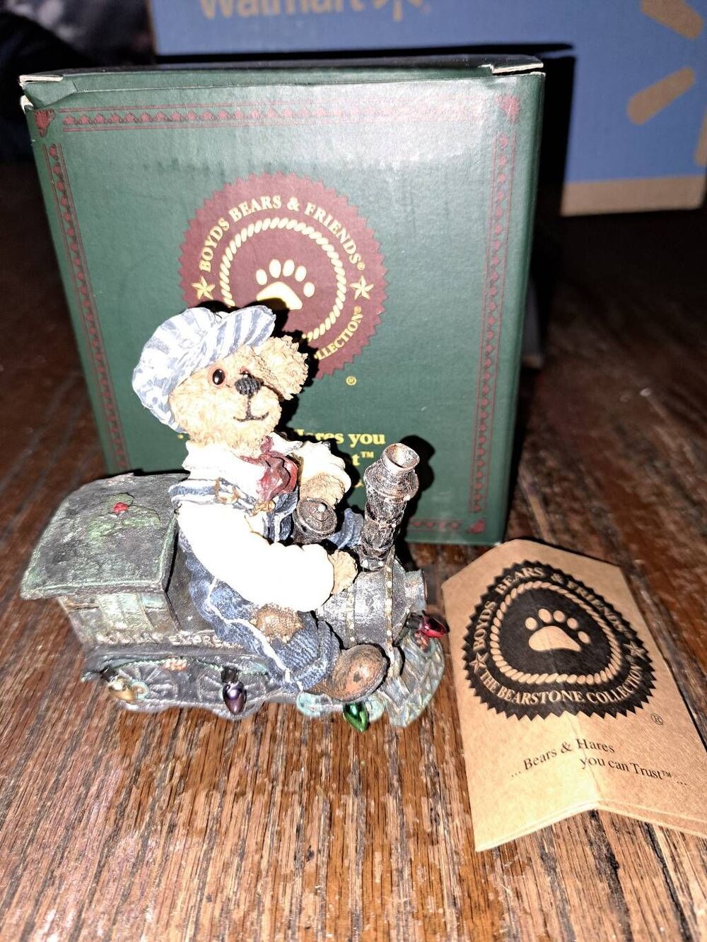 Vintage 2001 Boyds Bears Bearstone Boxcar Chillie Starring Roll 2485 chipped